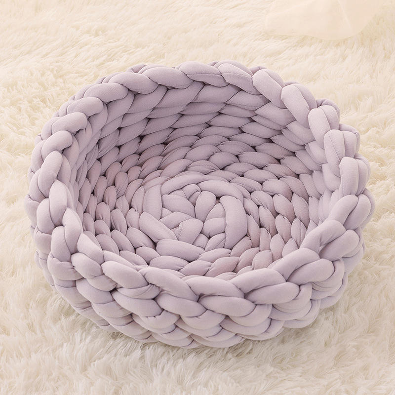 Luxury Warm Soft Plush Comfortable Pet Bed For Sleeping Dog Bed