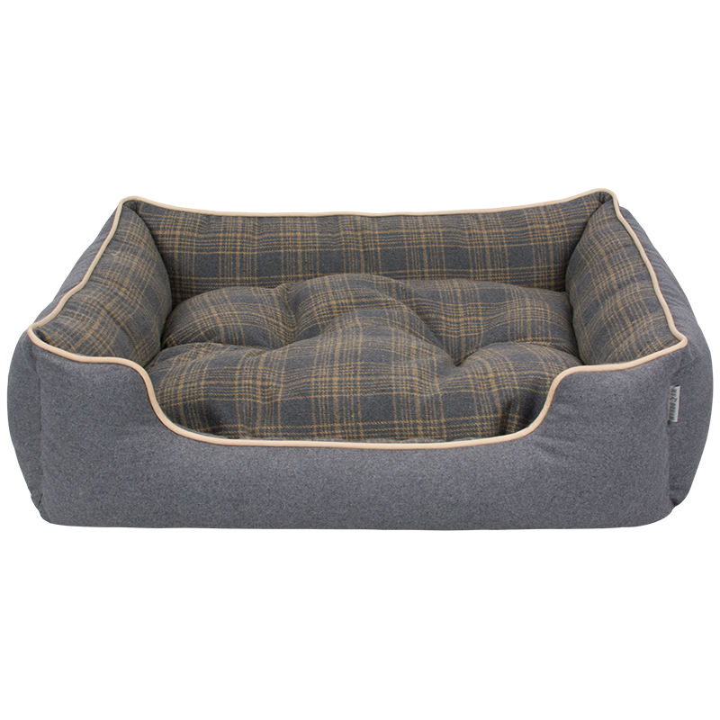 Wholesale Custom Comfortable Warming Pet Bed Sofa Sleeping Dog Bed