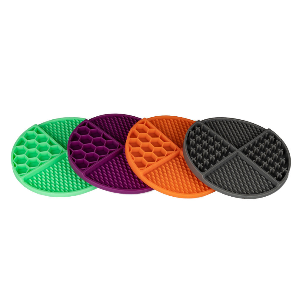 New Design 2 In 1 Pet Slow Feeder Food Grade Silicone Dog Lick Mat Bowl