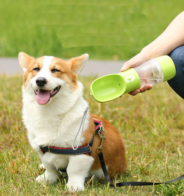 Wholesale New Design Portable Dog Water And Food Bottle Outdoor Travel Pet Bottle Feeder