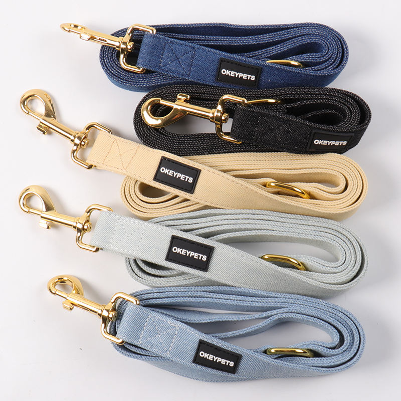 Popular Solid Color Harness Leash Poop Bag Holder Bow Tie Set Custom Adjustable Dog Harness Collar