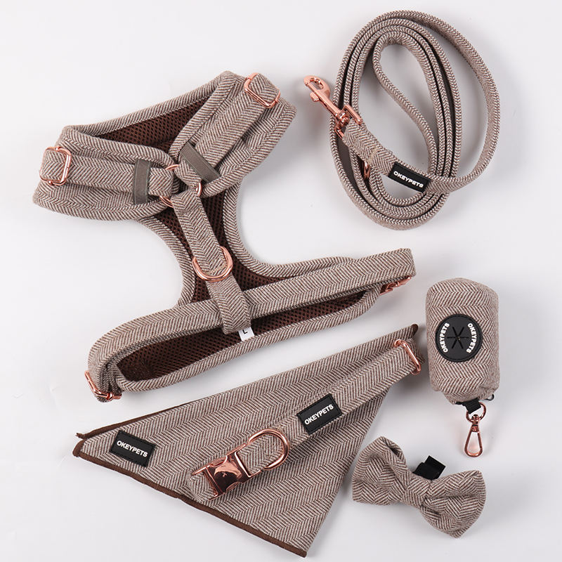 Custom Blank Luxury Fashion Dog Collar Leash Bow Tie Poop Bag Holder Harness For Pet Dog Walking