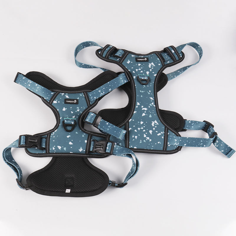 Custom Pattern Oxford Durable Medium Pet Big Dog Vest Anti Pull Design Brand Breathable Mesh Dog Harness