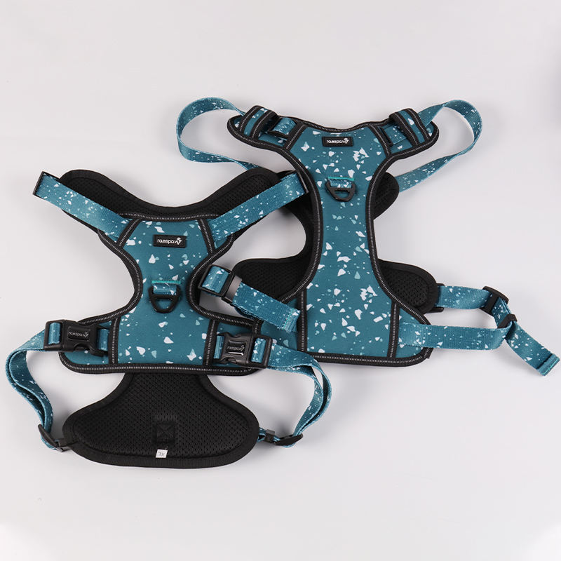 Pet Supplies Korean Style Pet Vest Set Nylon Oxford Washable No Pulling Dog Harness Vest For Large Dogs