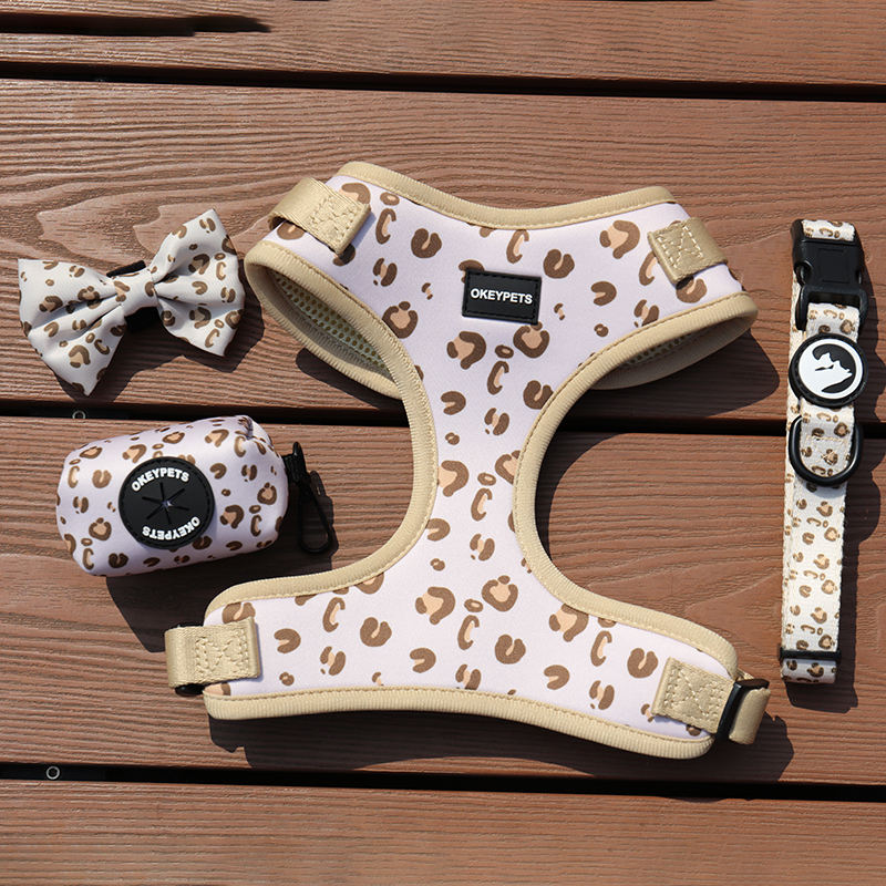 Design Luxury Fashion Breathable Adjustable Dog Accessories Printed Sublimation Dog Harness Set