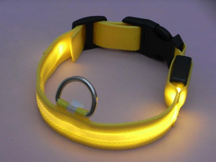 Waterproof Luminous Glowing Light Up Collar Flashing Light Basic Dog Collars Super Bright Night Safety Led Dog Collar