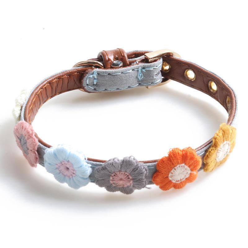 New Pet Products Flower Dog Collar Flowers Suitable Small Dogs Collar Gold Buckle