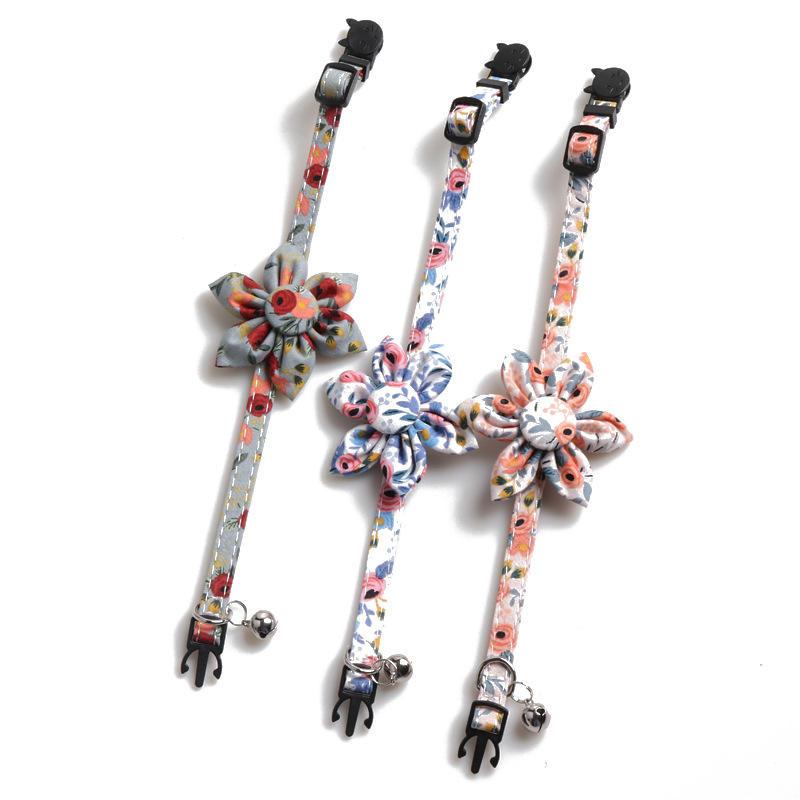 Wholesale Luxury Sun Flower Shape Pet Collar Cheap Adjustable Pet Dog Collars Leashes