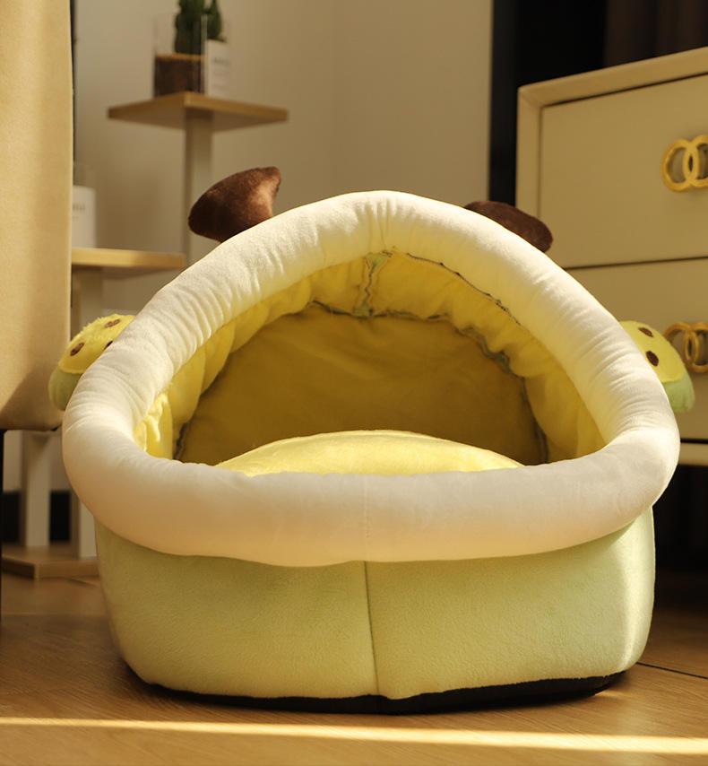 Christmas Cartoon Detachable Comfortable Wholesale Dog Cave Bed Luxury Dog Bed