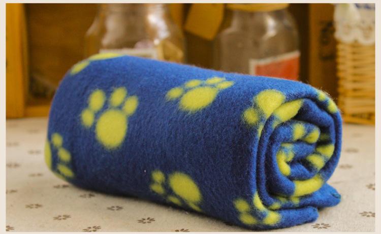 Cute Luxury Bulldog Fleece Pet Dog Blanket Wholesale