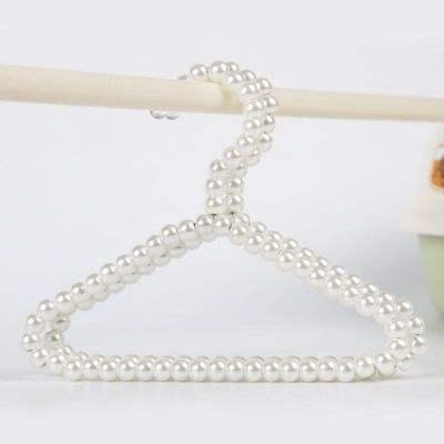 Fashion White Plastic Pearl Dog Clothes Hanger