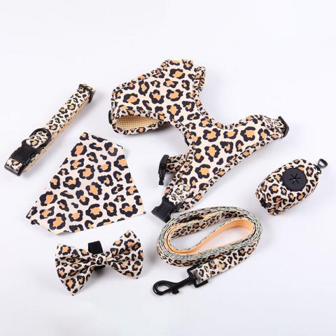 Oem Classic Leopard Logo Neoprene Material Padded Collar Leash Mesh Breathable Dog Walk Designer Har Harness